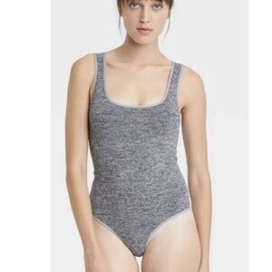 2/$20 • 0312 - COLSIE Women’s XS Gray Ribbed Thong Bodysuit